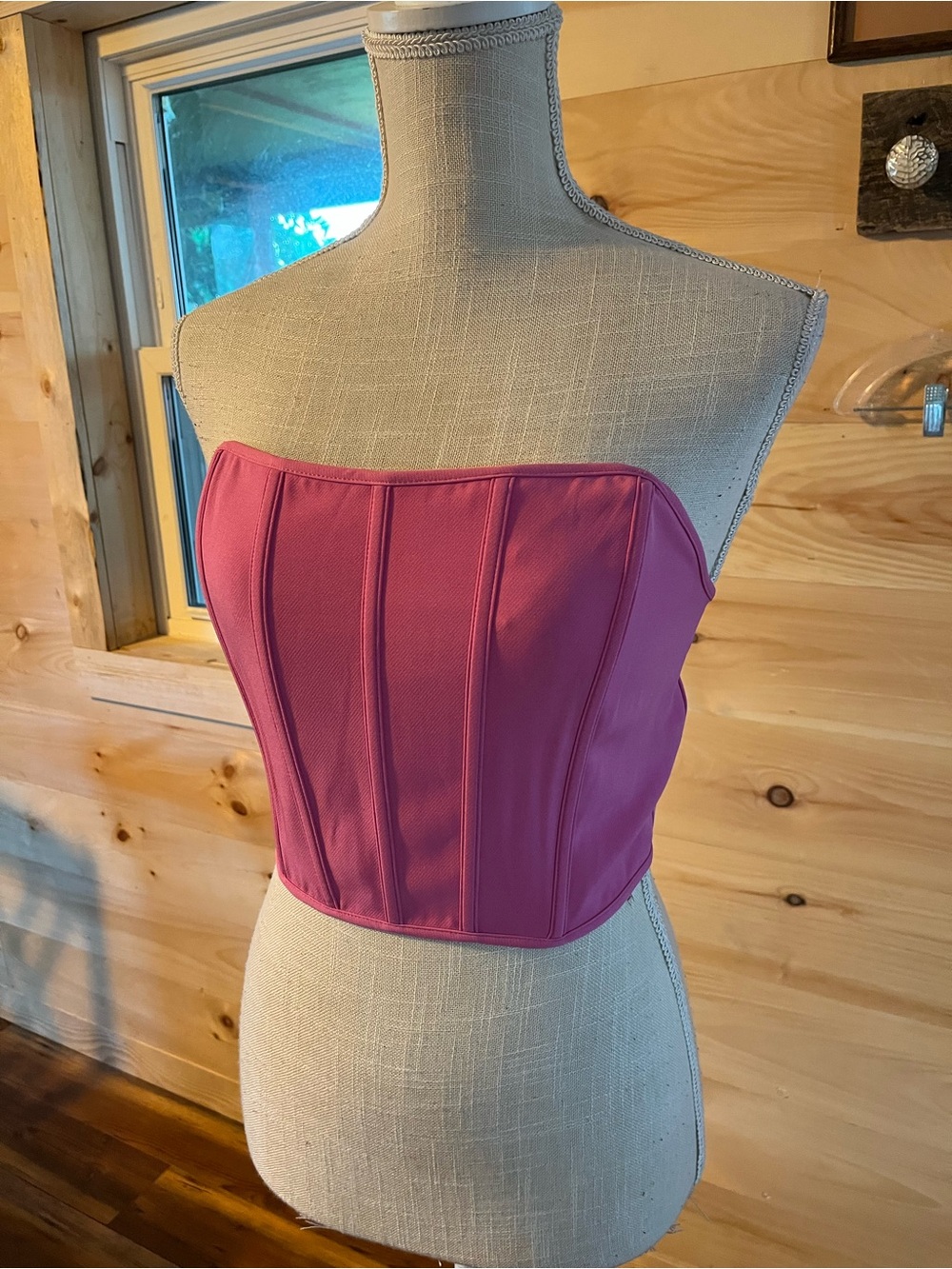 NWT Sincerely Jules Strapless Structured Corset Top in Vibrant Fuchsia Small